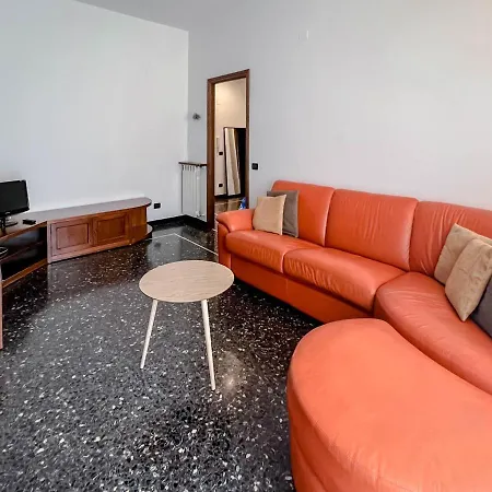 Διαμέρισμα Con 7 Posti Letto