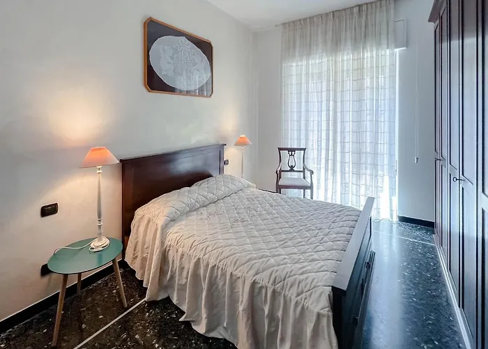 Διαμέρισμα Con 7 Posti Letto Albissola Marina