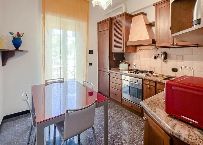 Διαμέρισμα Con 7 Posti Letto *