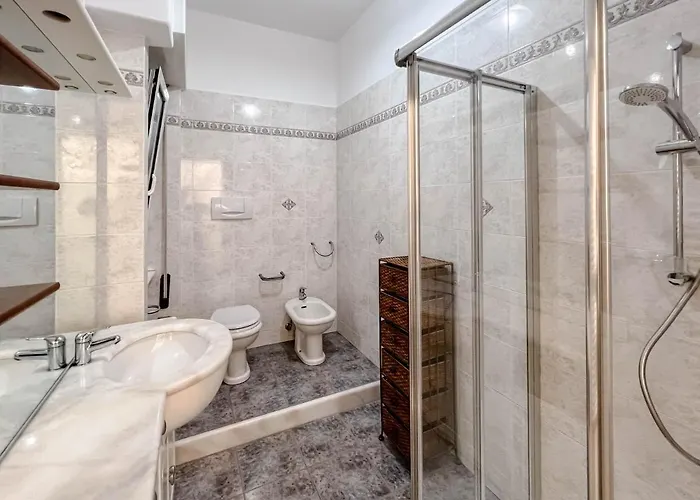 Con 7 Posti Letto * Albissola Marina